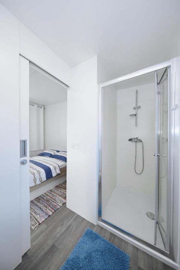 Mobile Home Safir Биоград-на-Мору Экстерьер фото